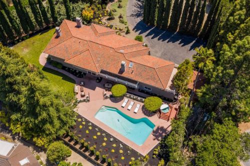 11555 Arroyo Oaks Dr, Los Altos CA 94024-6527 exterior