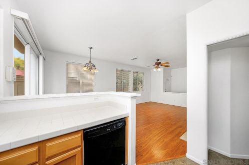 787 Caminito Valiente, Chula Vista CA  91911-6972 exterior