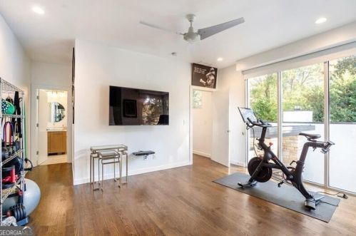 1104 Citadel Dr, Atlanta GA  30324-3816 exterior