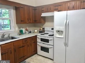 8349 Carrleigh Pkwy, Springfield VA  22152-1825 exterior