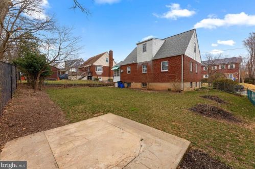 1504 Gridley Ln, Silver Spring MD 20902-3851 exterior