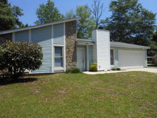 100 Iron Rd, Summerville, SC 29483-7702