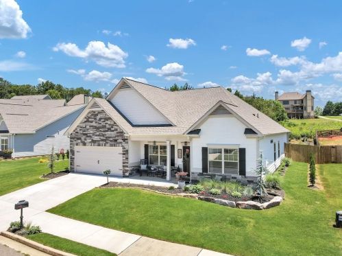 177 Crown Pointe Dr, Dawsonville, GA 30534-3154