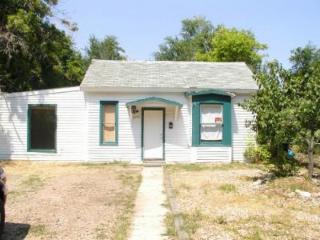 2245 Grove Cir, Boulder CO  80302-6610 exterior