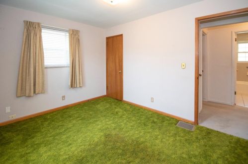 1624 Centerridge Ave, Cincinnati OH 45231-5228 exterior