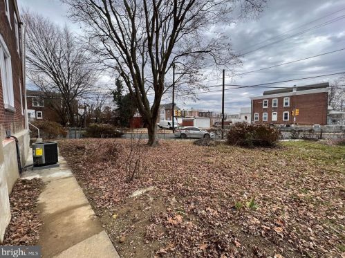 551 Gilham St, Philadelphia PA  19111-5230 exterior