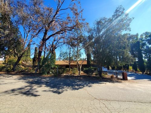 16220 Ranch Rd, Riverside, CA 92504-5870
