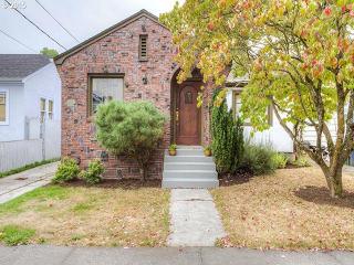 5912 Lafayette St, Portland OR  97206-2850 exterior