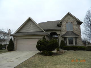 8212 Rutherford Dr, Downers Grove, IL 60517-8055