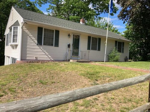 23 Alder St, Torrington, CT 06790-5542