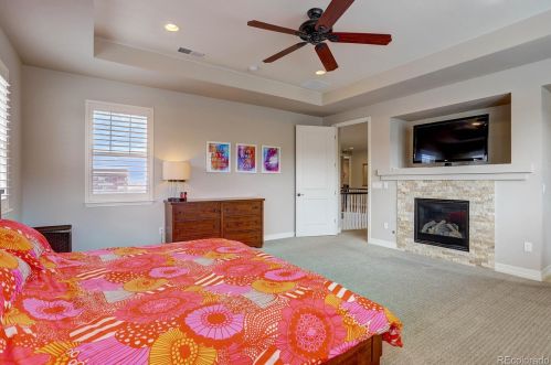 27270 Lakeview Dr, Aurora CO 80016-2514 exterior