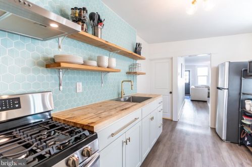 524 Spruce St, Lancaster PA  17603-3314 exterior