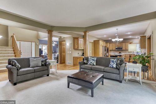 776 Henslow Ave, Saint Paul MN  55128-5365 exterior