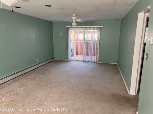 23 Eisele Ave, Tinton Falls NJ  07712-4128 exterior