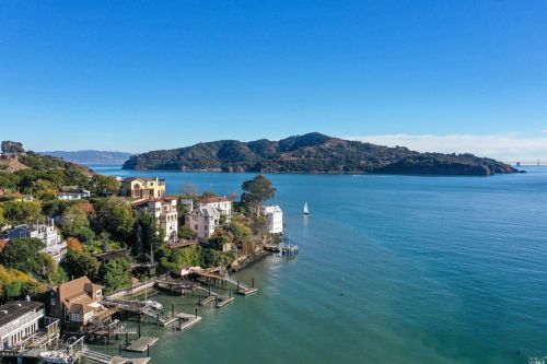 53 Alcatraz Ave, Tiburon, CA 94920-2501