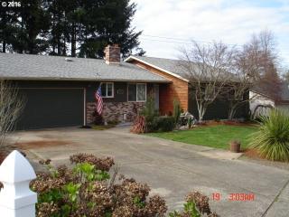 545 Battaglia Ave, Damascus, OR 97030