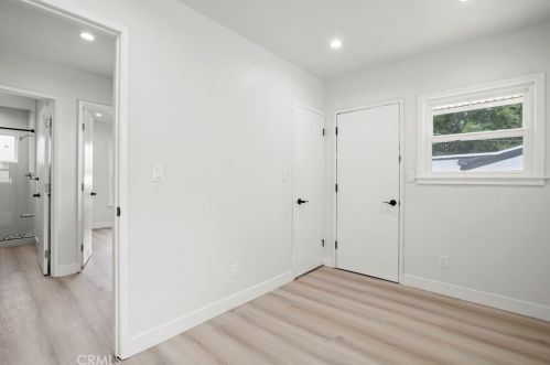 1710 Glenwood Rd, Glendale CA  91201-1812 exterior