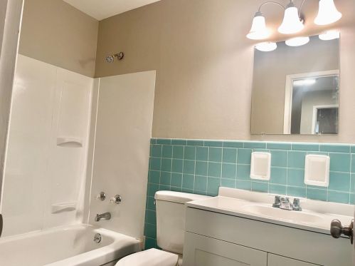 2970 Aquadale Ln, Cincinnati OH  45211-8002 exterior