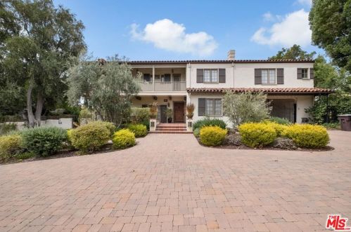 1545 Cleveland Rd, Glendale CA  91202-1007 exterior