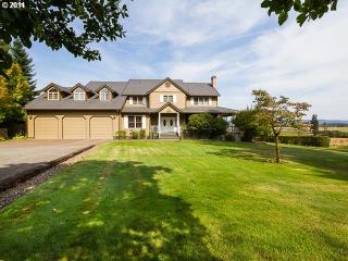 7800 212th Pl, Beaverton, OR 97124-8517