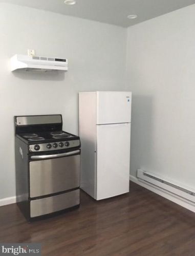 2143 29th St, Philadelphia PA  19121-1205 exterior