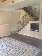 581 Curt Ct, Turlock, CA 95382-1048
