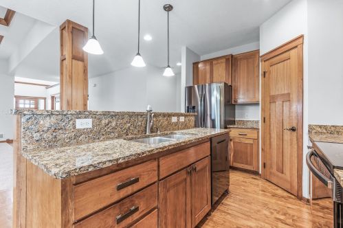 15604 Dunberry Way, Saint Paul MN  55124-7827 exterior