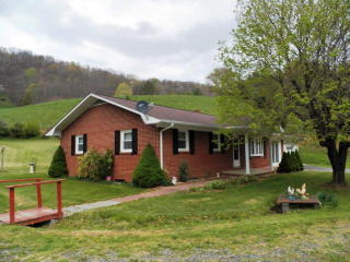 1396 Joe Hampton Rd, Lansing, NC 28643-8983