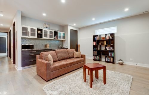1736 Humboldt Blvd, Chicago IL  60647-5001 exterior
