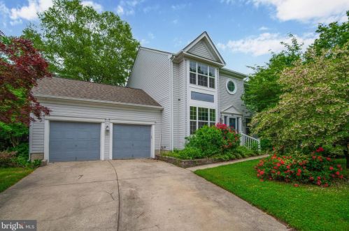 751 Sharretts Ln, Arnold, MD 21012-1186