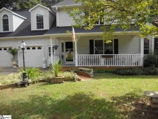 109 Mcarthur St, Easley, SC 29642-2327