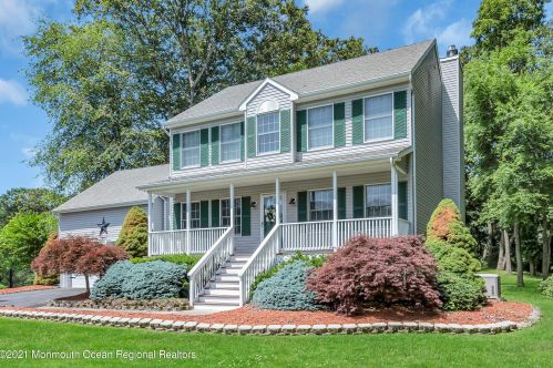 16 River Edge Dr, Jackson Twp, NJ 08527-1381