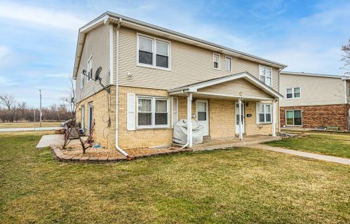 35 La Londe Ave, Addison, IL 60101-3318