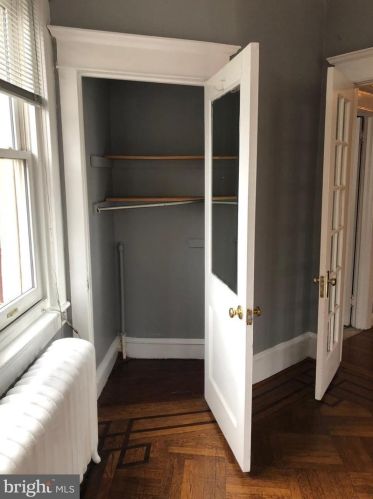 690 Haddon Ave, Camden NJ  08108-3704 exterior