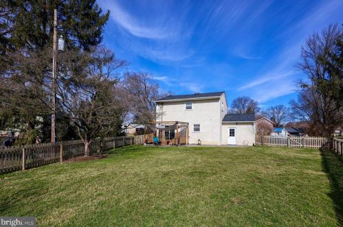 3236 Randy Rd, Lancaster PA  17601-1408 exterior