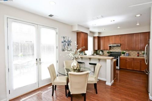 3906 Hidden Grove Ln, Concord CA  94519-1161 exterior