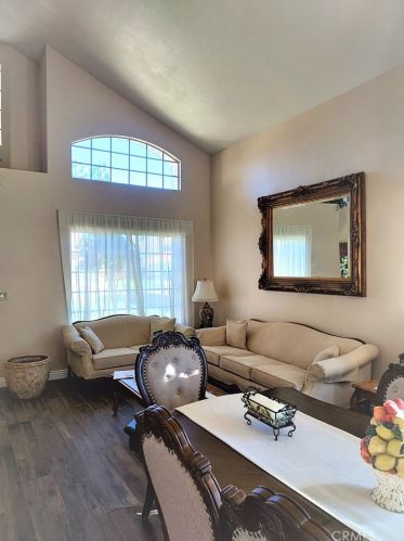 3166 Wicklow Dr, Riverside CA  92503-5805 exterior