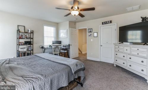 6318 Linden St, Shady Side MD  20764-2910 exterior