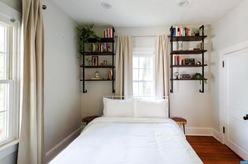 1112 Montrose Ave, Charlottesville VA  22902-6236 exterior