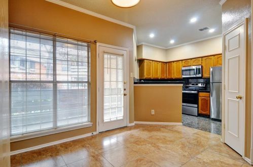 3411 Monticello Park Pl, Fort Worth TX  76107-7721 exterior