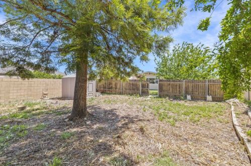 5476 Lewis Ave, Riverside CA  92503-8621 exterior