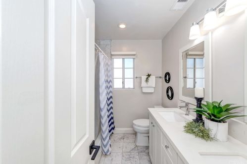 633 Neptune St, Anaheim CA  92804-2660 exterior