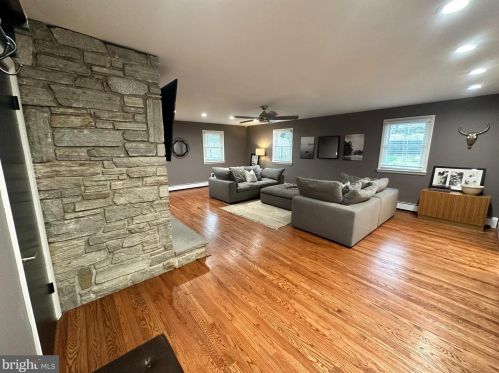 2304 Cloverdale Dr, Fallston MD  21047-1618 exterior