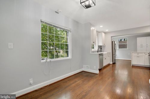 8407 Hartford Ave, Silver Spring MD  20910-5311 exterior