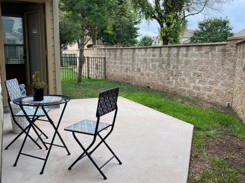 12808 Cayman Ln, Austin TX  78750-1474 exterior