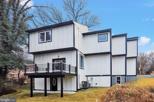 900 Prospect St, Silver Spring MD  20912-6875 exterior