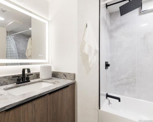 8464 66 Cir, Arvada CO  80007-7592 exterior