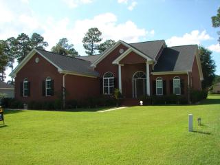 198 Autumn Leaf Dr, Albany GA  31701-4817 exterior
