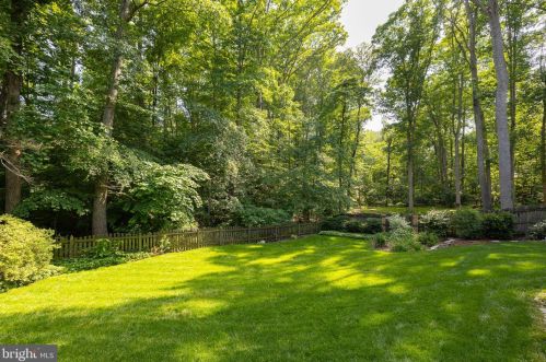 6426 Royal Oaks Dr, Fredericksburg, VA 22407-6349