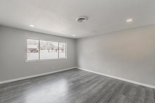1305 Sproles Dr, Fort Worth TX  76126-3333 exterior